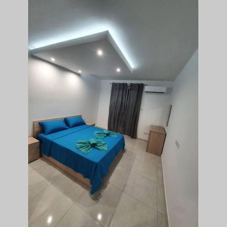 Seaview 2 Double Bedroom Modern Apartment San Pawl il-Baħar Kültér fotó